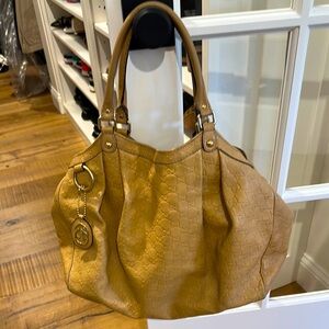 Gucci Tan Leather Women's Embossed Print Shoulder Bag